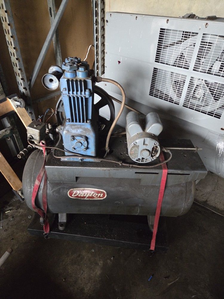 Dayton Industrial Compressor As Is.. Asi Como Esta. Best Offer