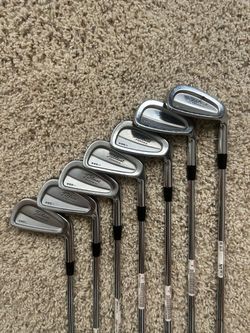 Titleist Iron set 690 CB