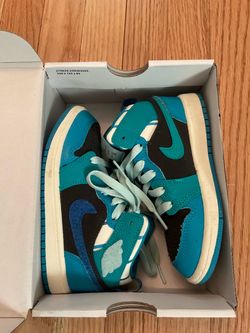 Nice boys Jordan shoes-size 11C