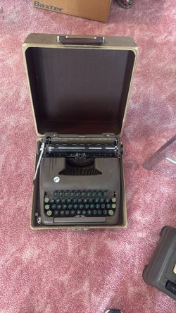 Antique Typewriter
