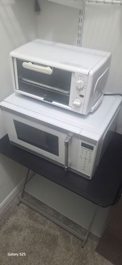 Microwave and toaster combo