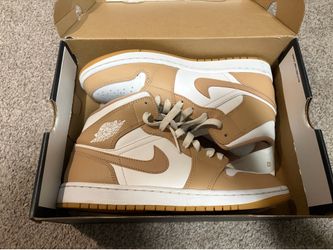 Tan gum Jordan 1 size 8.5