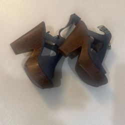 Guess  Platforms 