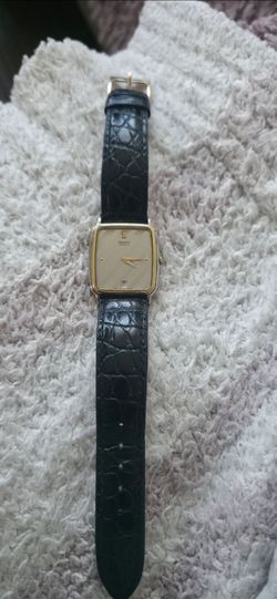 Seiko Dress Watch Gold Tone Black Leather Strap