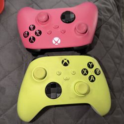 XBOX CONTROLLERS