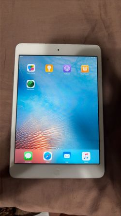 Apple iPad Mini White Silver Tablet