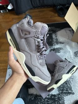 Jordan 4 A Ma Maniére Violet Ore