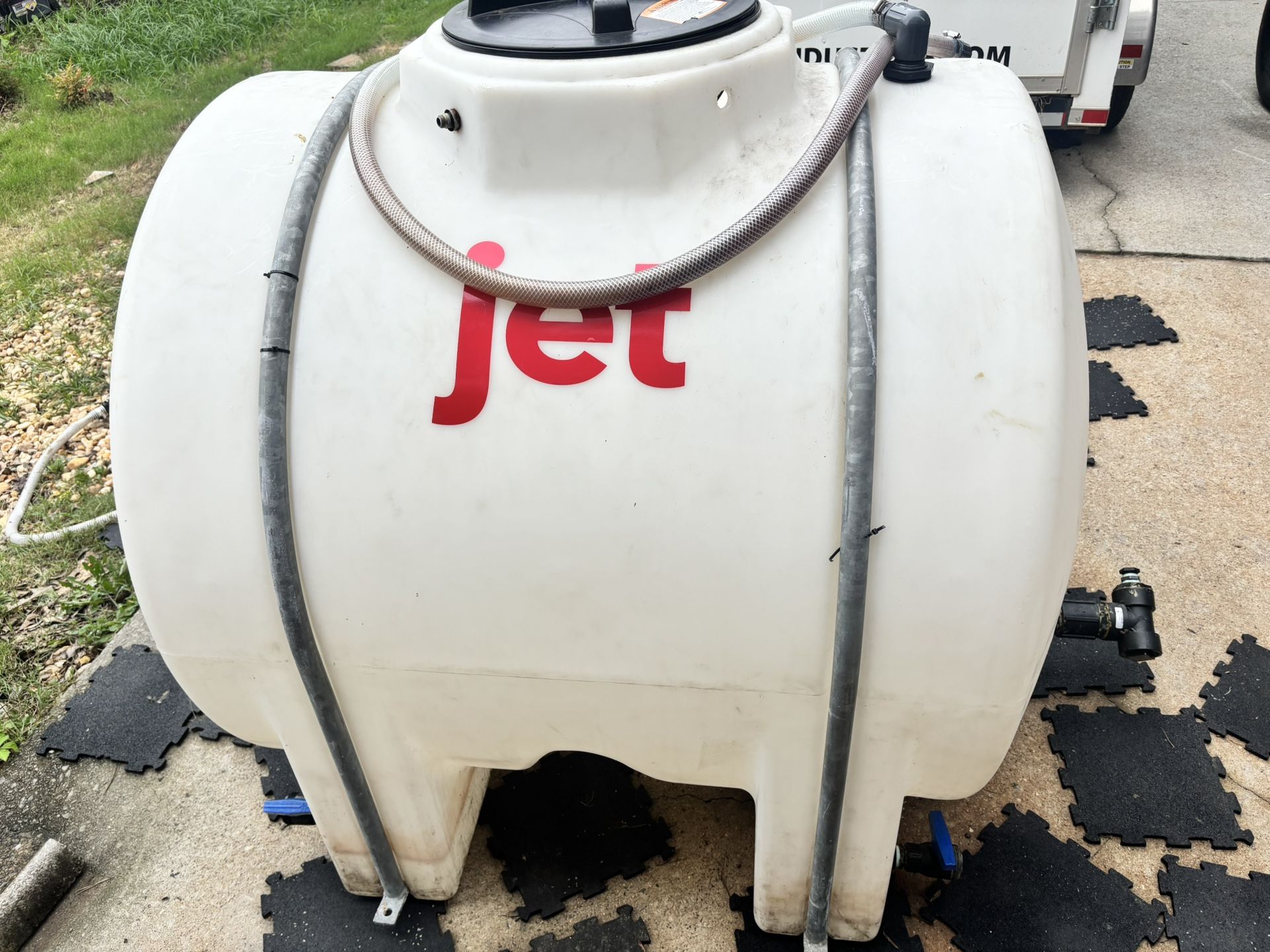 525 Gallon Potable Water Tank For Power Washing