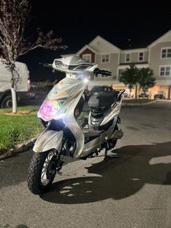 Electric moped 2023 flash 8