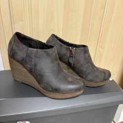 Brown Leather Wedge Ankle Boots Size 8.5 