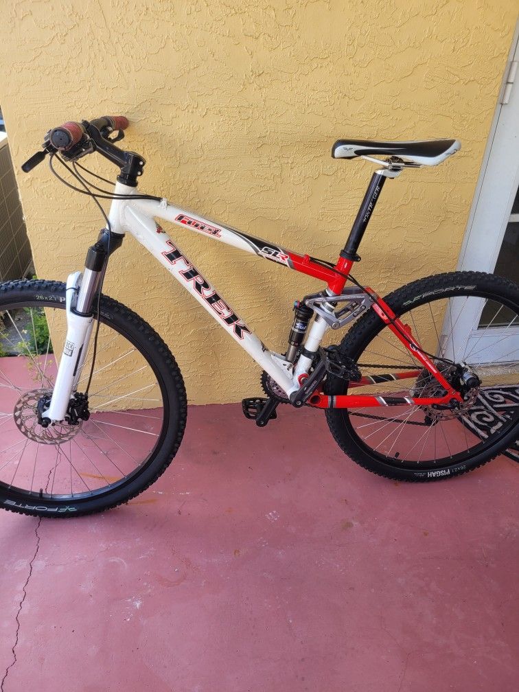 Trek Mountain Bike 