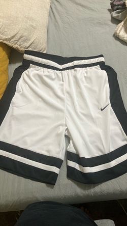 Nike Basketball Shorts White and Black XL