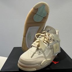 ℛℇ℘ℒℐℭḁ Air Jordan 4 Retro Off-White Sail - Size M 12 / W 13.5
