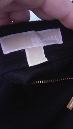 Michael Kors black skirt like new M