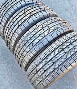 235.60.18 Set 4 Tires Michelin Con Excelente calidad Las 4
