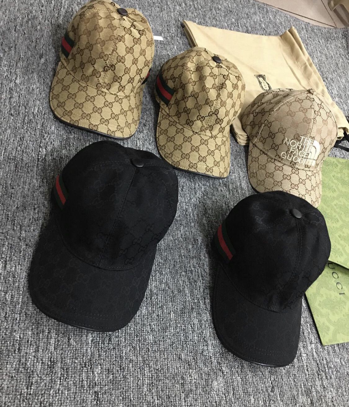 Gucci  GG canvas baseball hat with Web