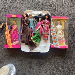 lot of 6 barbies