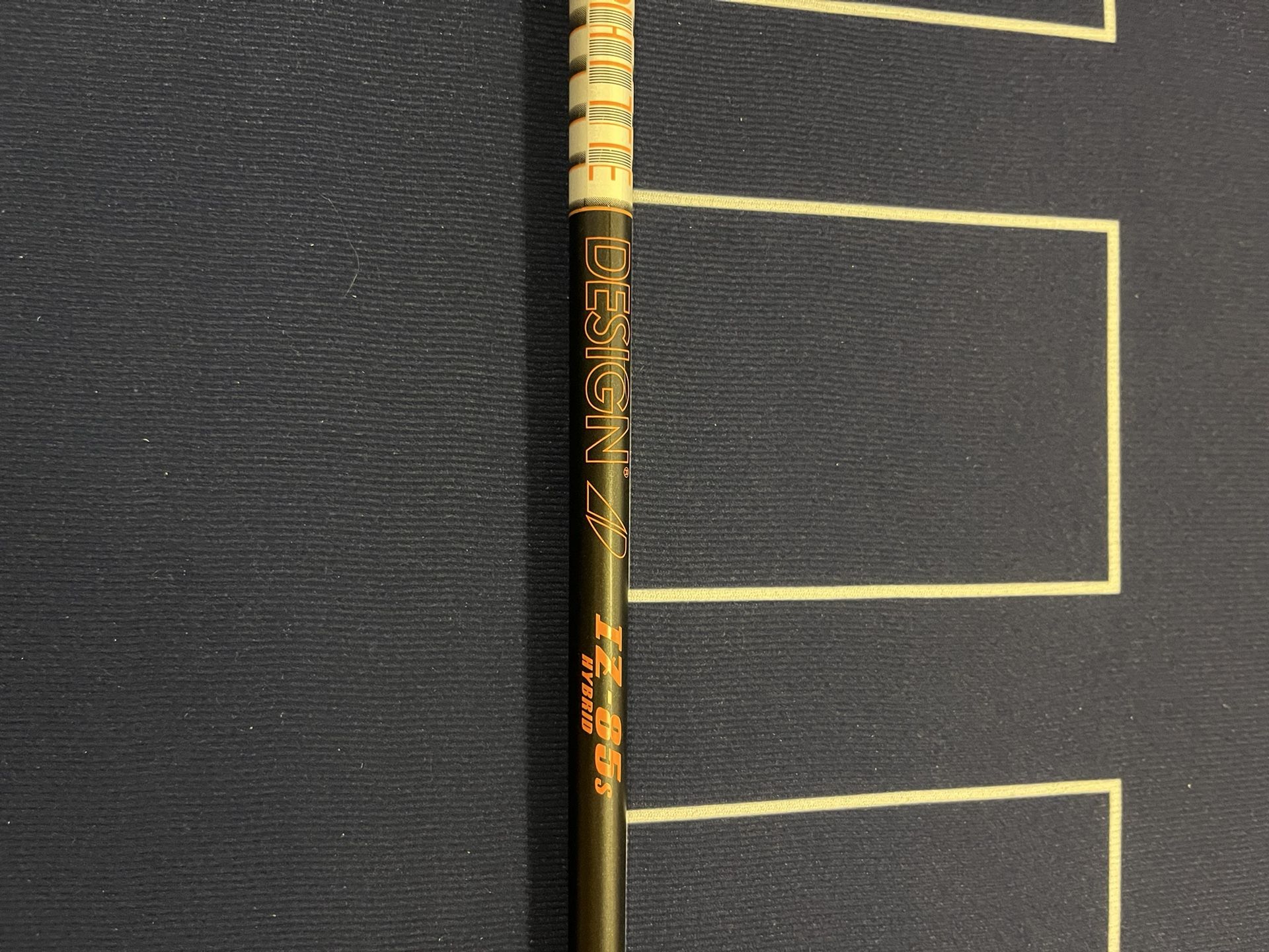 Tour AD iZ 85 Hybrid Shaft Stiff Flex