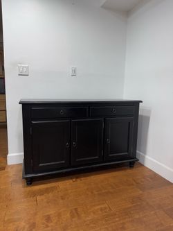 Buffet Table / Dining / Living room