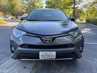 2016 Toyota rav4 XLE