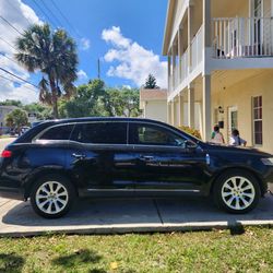 2016 Lincoln MKT