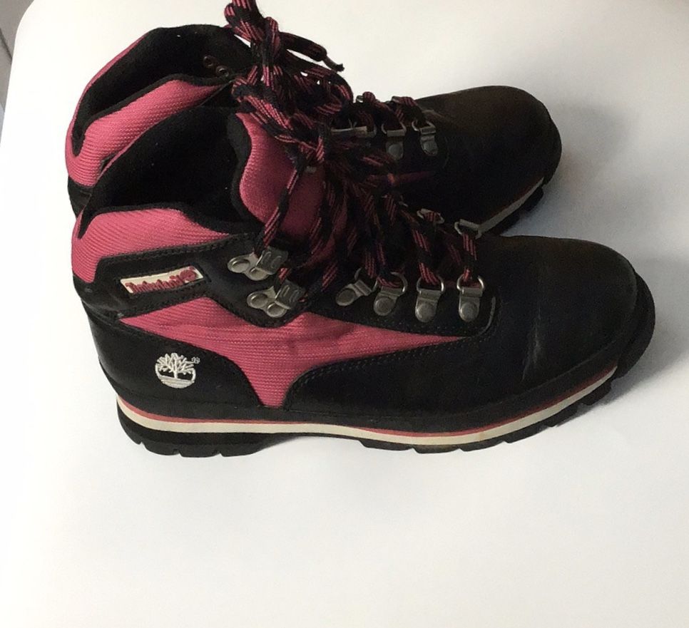 Women’s Timberland Hiker Boots 7.5