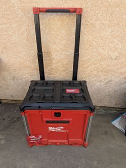 Milwaukee rolling tool box drawer