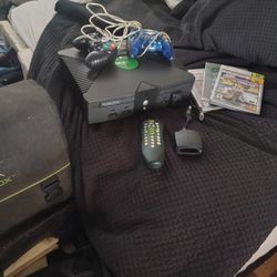 Xbox Console Lot: 2002 Version, 3 Games, Remote, & Official Travel Bag