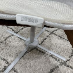 HALO bassinet