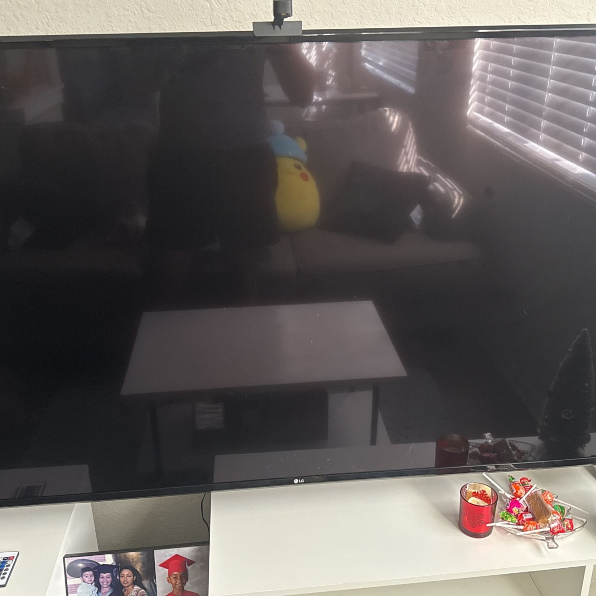 LG 65 In Flat screen Tv