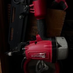 Milwaukee Framing Nailer 