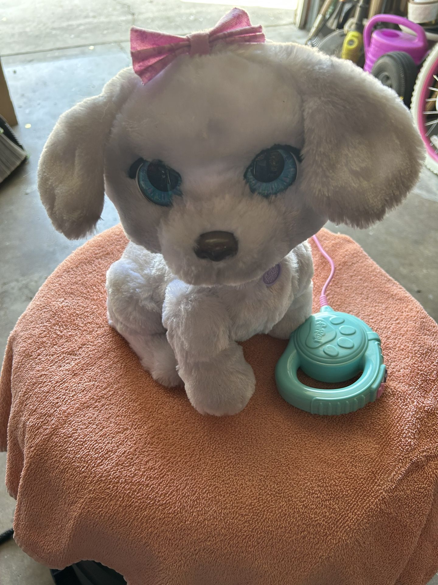 FurReal GoGo My Dancing Pup, Electronic Pet