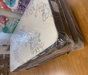Set Twin Size Mattress And Box Spring
