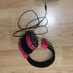 Hello kitty headphones