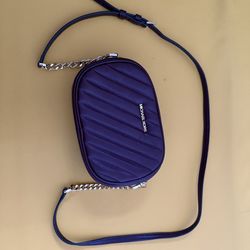 Michael Kors Crossbody ~ Used ~ $30 ~ Great Condition