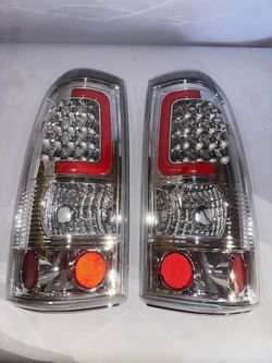 99-03 Chevy Silverado GMC Sierra 1500/2500/3500 Chrome LED Red C Bar Taillights