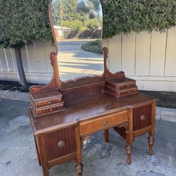 1935 Vanity