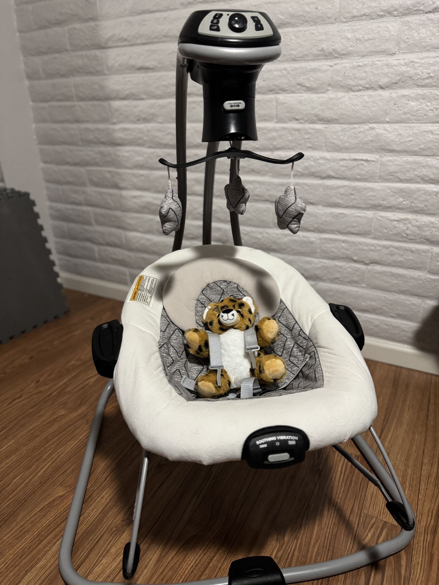 Graco Simple Sway 2-in-1 Swing And Bouncer