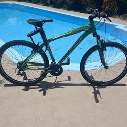 Specialized Mountain Mens Boys Bicycle Bike Hardrock Green Black