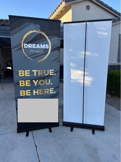Retractable Banner Stand