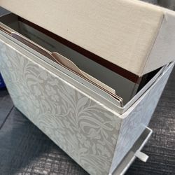 Card Organizer With A Variety Of Cards