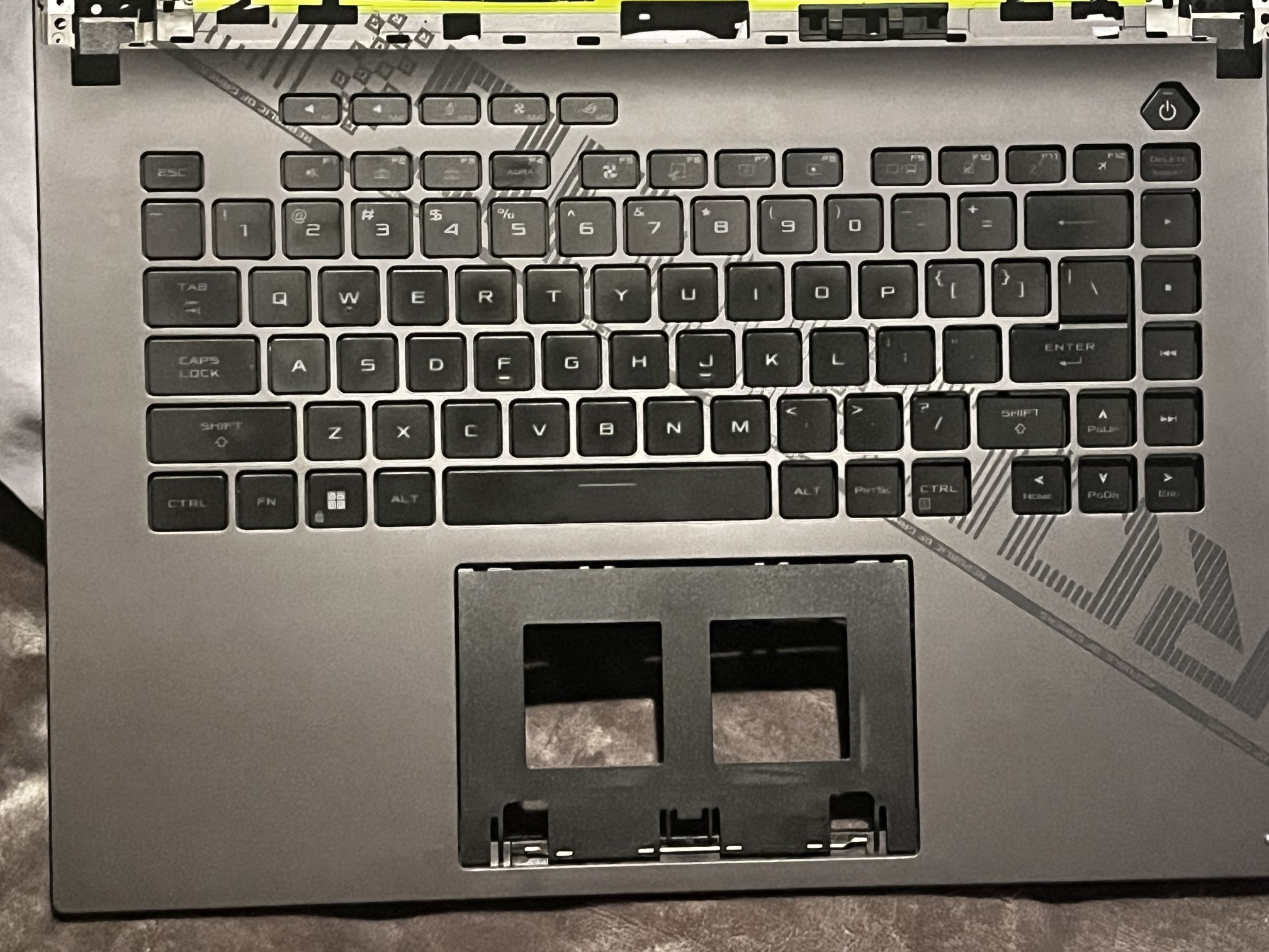 ASUS ROG STRIX G16 Top Case + Keyboard