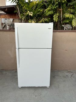 Whirlpool Fridge White 21cu ft 33x31x66🛑👍3 MONTHS WARRANTY