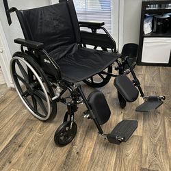Wheelchair – Excellent Condition Drive Medical Viper Plus GT