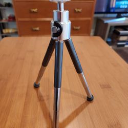 Targus Mini Tabletop Tripod Ball Head 4.75 - 7in, good condition 