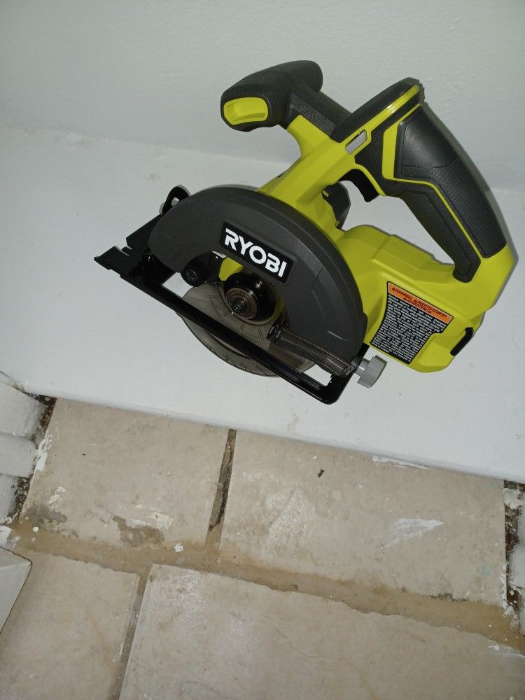 Ryobi Circular Saw Brand New With Blade!