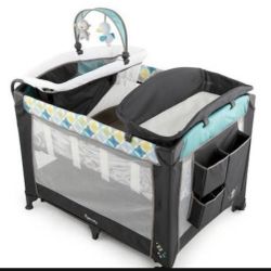 NEW IN THE BOX INGENUITY SMART AND SIMPLE PACKABLE PLAYARD MORELAND