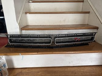 dodge challenger grille 08’-14’