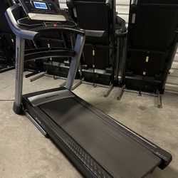NordicTrack Elite 900 Treadmill