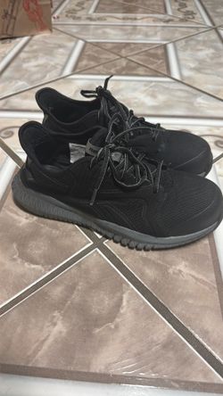 Rebok safety shoes